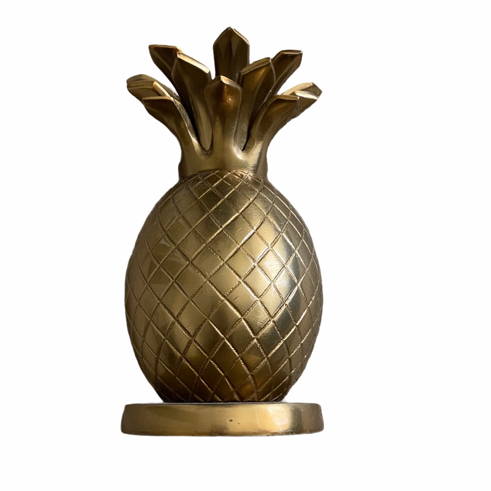 Gold Pineapple Decor - Perfect for Kitchen, Office & Gifts!